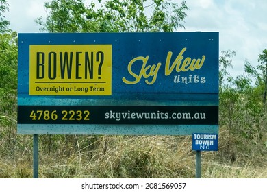 Bruce Highway Townsville To Mackay, Queensland, Australia - November 2021: Outdoor Billboard Advertising Accommodation Units To Tourists