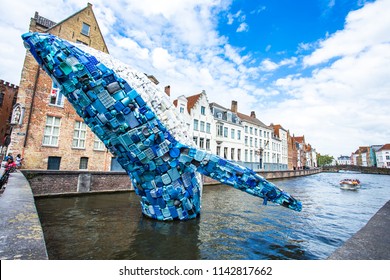 540 Plastic waste sculpture Images, Stock Photos & Vectors | Shutterstock