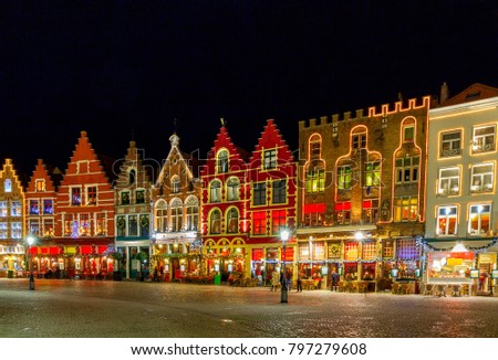 Brugge. Market Square at night.