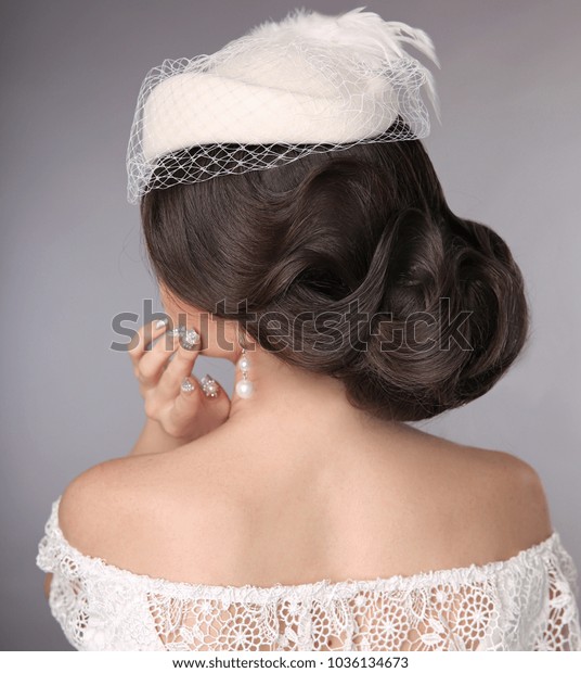 Brunette Bride Wedding Hairstyle Wavy Hair Beauty Fashion Stock