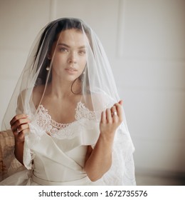 bride with veil