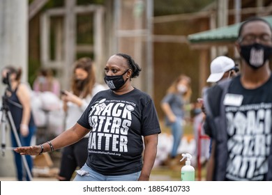 Brunswick, Georgia USA - December 31, 2020: Scenes From The Collard Green Caucus Food Giveaway, Sponsored By Black Voters Matter And A Better Glynn, Held At Ballard Park.