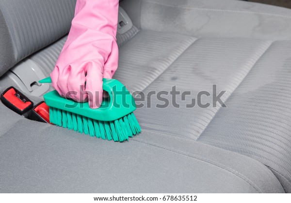 Brush on the\
car interior textile seats. Early spring cleaning or regular clean\
up. Professionally chemical cleaning.\
