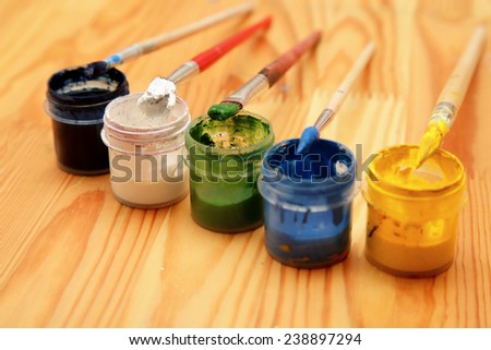 The brush and paint
