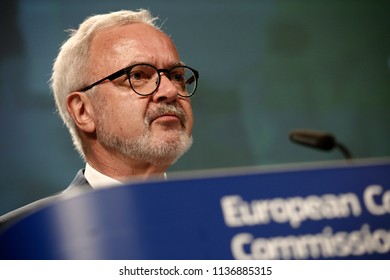 Brussels, Belgium. 18th July 2018.EU Investment Bank President Werner Hoyer And EU Commission President Jean-Claude Juncker Give A Joint News Conference