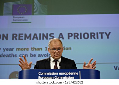 Brussels, Belgium. 22nd Nov. 2018.Press Conference By EU Commissioner Vytenis  Andriukaitis  On The Health At A Glance Report. 
