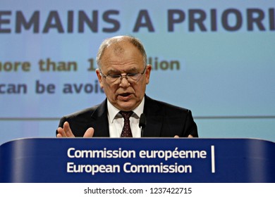 Brussels, Belgium. 22nd Nov. 2018.Press Conference By EU Commissioner Vytenis  Andriukaitis  On The Health At A Glance Report. 
