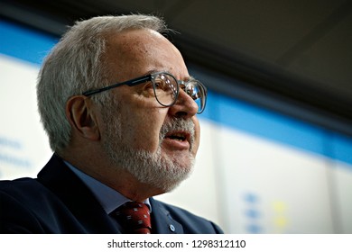 Brussels, Belgium. 29th January 2019.President Of The European Investisment Bank (EIB), Werner Hoyer, Speaks During The Annual Press Conference Of The EIB . 