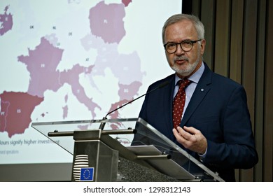 Brussels, Belgium. 29th January 2019.President Of The European Investisment Bank (EIB), Werner Hoyer, Speaks During The Annual Press Conference Of The EIB . 