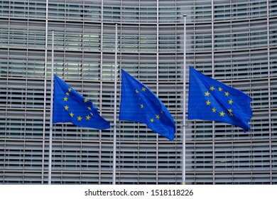 Brussels, Belgium. 30th Oct. 2019.  The European Union Flags Fly At Half-mast As A Tribute To Former French President Jacques Chirac In Front Of The European Commission Building.