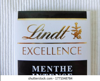 Lindt Chocolate Bar Images Stock Photos Vectors Shutterstock