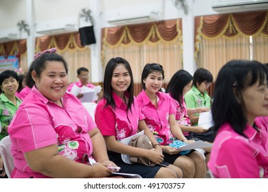 BUA KAEO KESORN SCHOOL,AMPHOE LAT LUM KAEO,PATHUMTANI THAILAND SEPTEMBER,2016 : Unidentified People Join To Retirement Party On September 29,2016 In Bua Kaeo Kesorn School,Patumtani,Thailand.