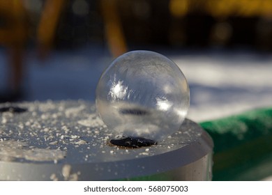 Bubble in the cold frozen. 