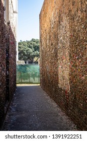 Bubblegum Alley, San Luis Obispo