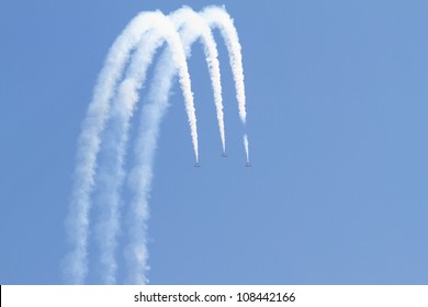 1,015 Smoke Skydiving Images, Stock Photos & Vectors | Shutterstock