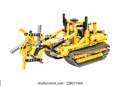 lego technic yellow digger