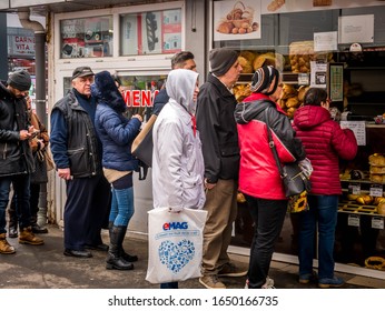 Bucharest/Romania – 01.10.2020:  People Sitting In Line At A Bakery Shop. People Buying Bread  In Bucharest.