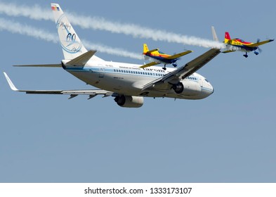 Romanian Airline Images Stock Photos Vectors Shutterstock - 