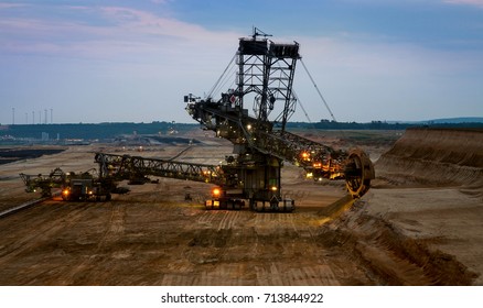 33,738 Bucket wheel Images, Stock Photos & Vectors | Shutterstock