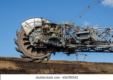 33,738 Bucket wheel Images, Stock Photos & Vectors | Shutterstock