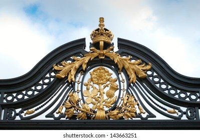 Buckingham Palace Fence Detail