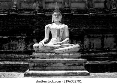 Buda Statue In Thailand Black And White