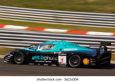 BUDAPEST - AUGUST 30: The Winning Car Nr1 Vitaphone Team At FIA GT Championship August 30, 2009 In Budapest, Hungary.