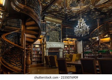 Budapest, Hungary - 18 Jan 2019: Beautiful Interior Of The Famous Szabo Ervin Library With Spiral Staircase And A Chandelier; Most Beautiful Libraries In The World Wallpaper.