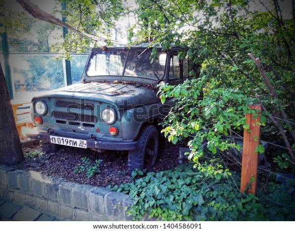 Budapest, Hungary - 2015.08.20. :\
Old jeep in\
Budapest Zoo, Hungary