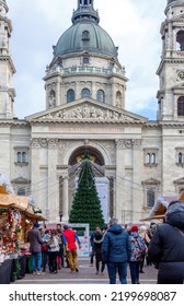 Budapest, Hungary – December 24, 2017: Christmas Market In Front Of Saint Stephen Basilica In The Centre Of Budapest