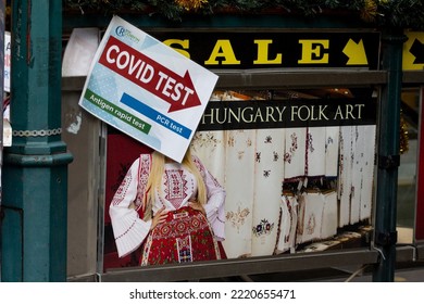 
BUDAPEST, HUNGARY - FEBRUARY 27, 2022: Sign Indicating A Coronavirus Covid Testing Facility In Budapest, Hungary, Both PCR Test And Rapid Antigen Test, During The  Covid 19  Pandemic. 



