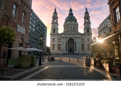 Budapest, Hungary-July 1,2022: Early Morning Shot Of St.Stephens Basilica In Budapest,Hunagry