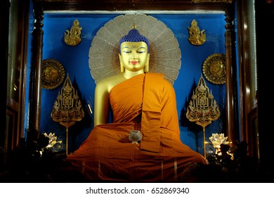 Buddha Image Enlightenment Place Buddha Stock Photo 652869340 ...