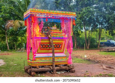 4,075 Buddhist Cremation Images, Stock Photos & Vectors | Shutterstock