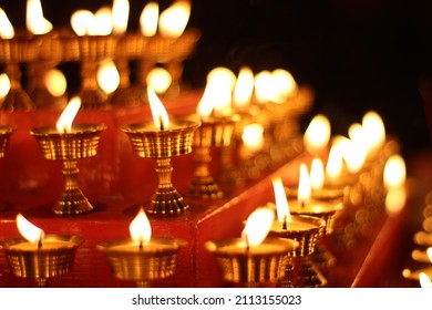 46 108 Oil Lamps Images, Stock Photos & Vectors | Shutterstock