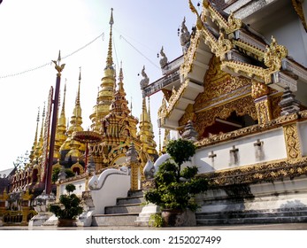 Buddhist Temple Wat Phra That Suthon Mongkon Khiri features beautiful architectures that are inspired by the ancient, traditional ordination hall (Ubosot) and reclining Buddha statue
