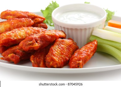 Buffalo Chicken Wings With Blue Cheese Dip