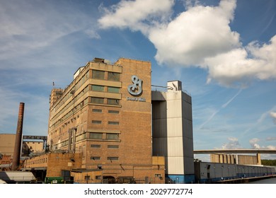 Buffalo, New York, USA - August 15, 2021 :  General Mills Plant On Buffalo River Waterfront In Buffalo, NY.