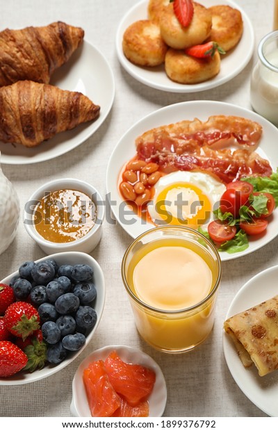 Buffet service.\
Tasty breakfast served on\
table