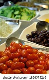 Buffet-style Meals And Vegetable And Fruit Salad Bar