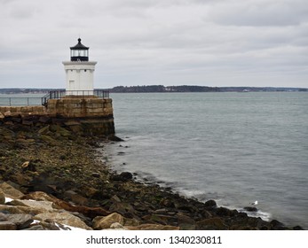 Bug Light Lighthouse, Maine Rocky Coastline     