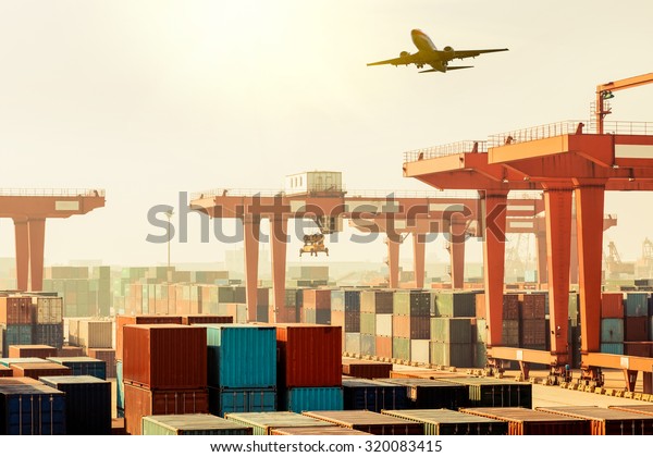 Building\
containers, cargo containers,\
residential