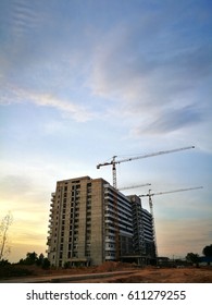 Building crane