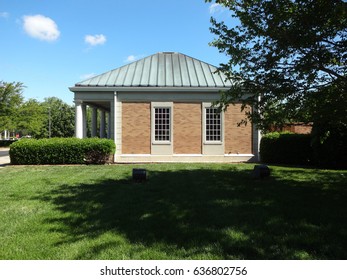 Building In Downtown Cary, North Carolina