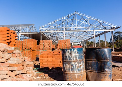 Building Mid Construction Structures
Building mid construction roof steel frames structure with hardware bricks materials
