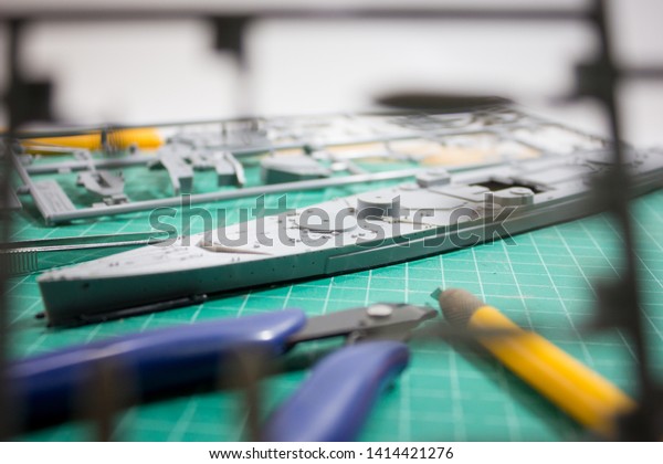 plastic model building tools