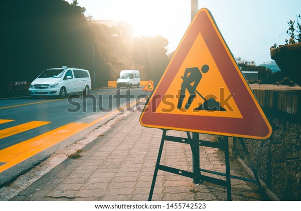 building site sign at traffic\
road