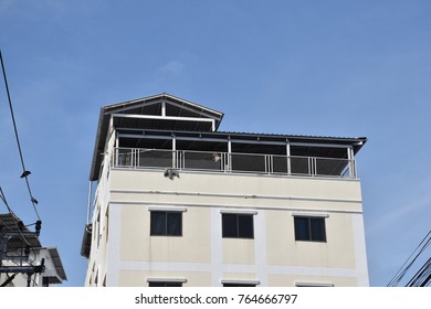 building in soi
