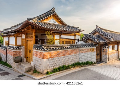 Bukchon Hanok Village Seoul South Korea Stock Photo 421153261 ...