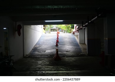 Bulaksumur, Yogyakarta Indonesia – October 25 2021: The Quiet Atmosphere Of The Campus Of The Faculty Of Social And Political Sciences, UGM During The Covid 19 Pandemic. Fisipol UGM, San Siro, Sepi.